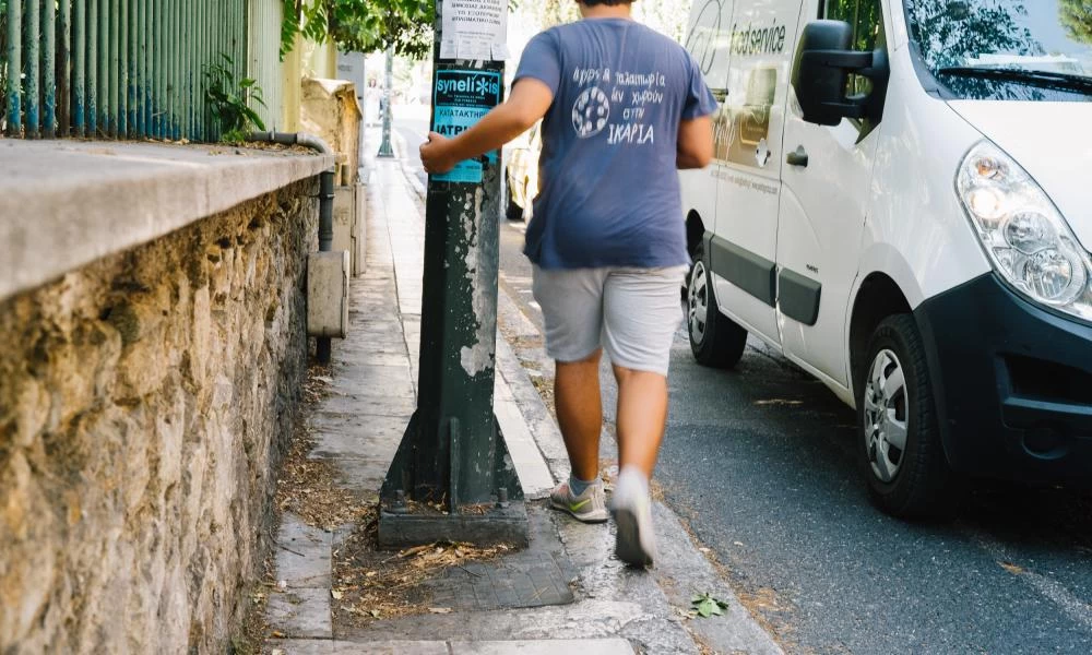 Αναβαθμίζονται τα πεζοδρόμια στην Αθήνα: 24 εκατ. για τα έργα